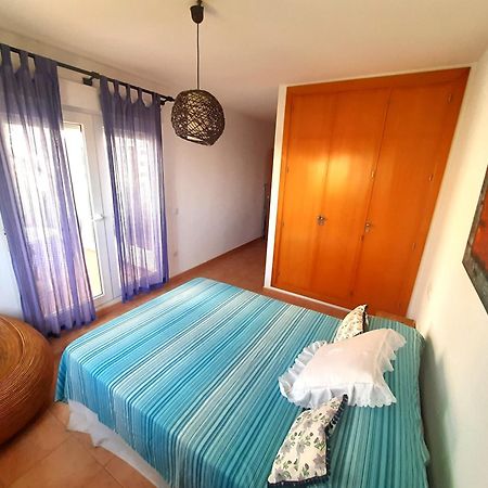 Atico Conil Ac-Wifi-Parking - Solo Parejas Y Familias Appartement Conil De La Frontera Buitenkant foto